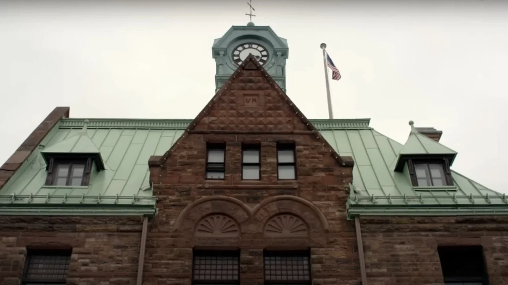 Former Almonte Post Office Featured In The Rooftop Christmas Tree