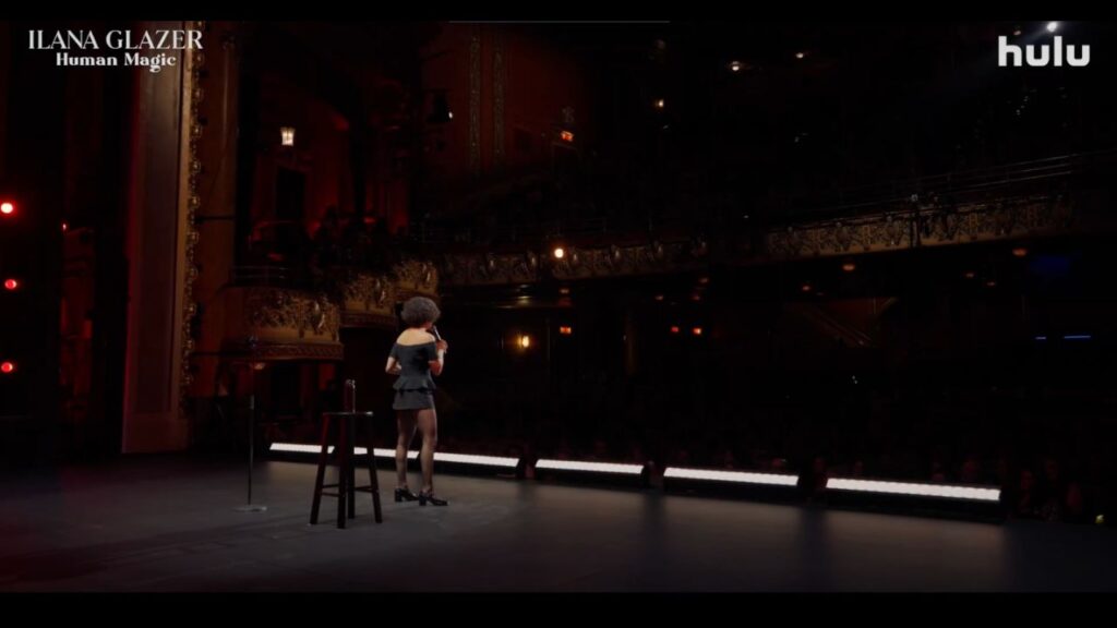 Ilana Glazer_ Human Magic Filming in New York City (A Theatre In NYC) (2)